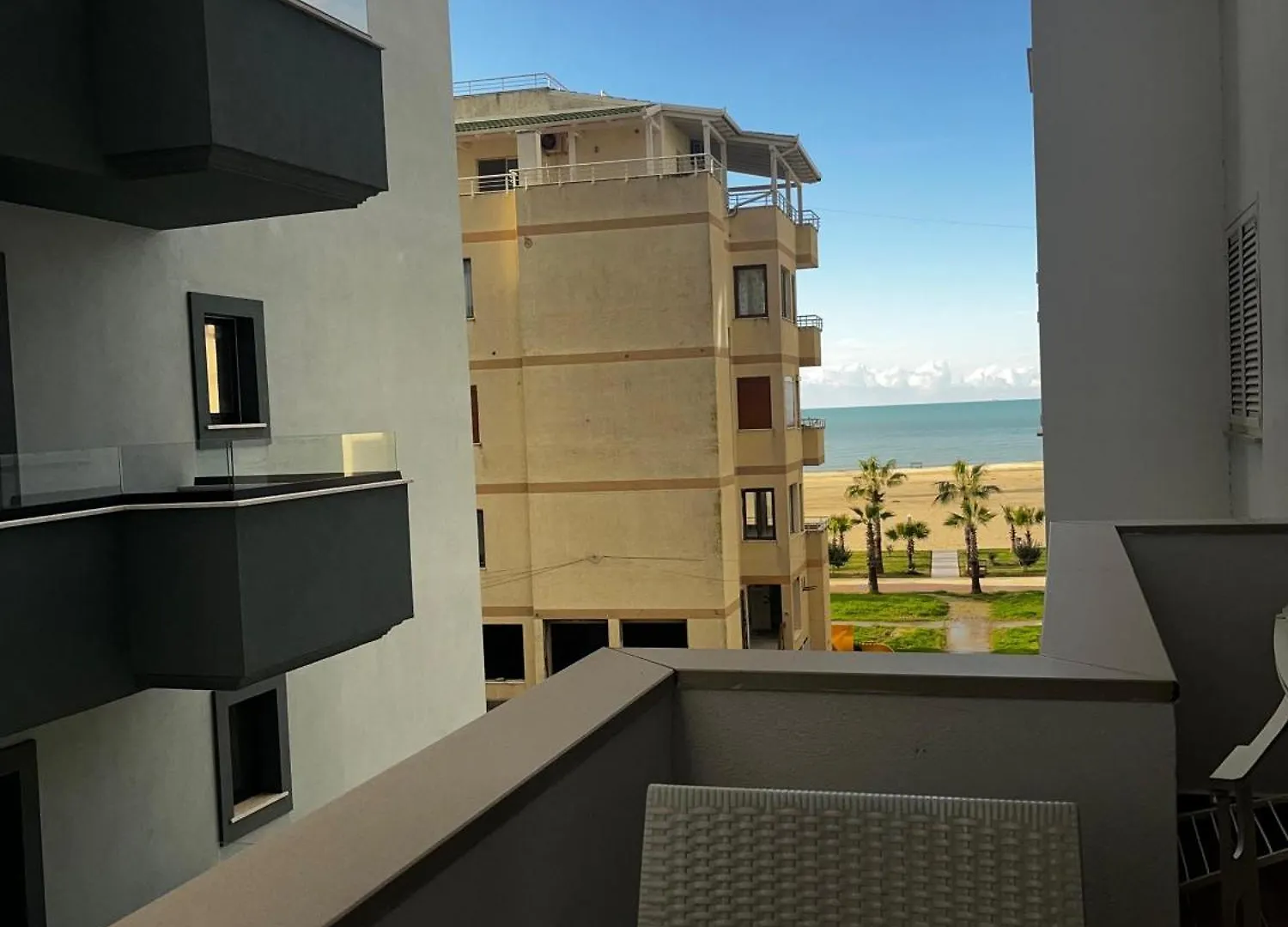 Jasmine Apartment Golem